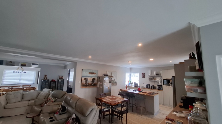 3 Bedroom Property for Sale in Witsand Western Cape